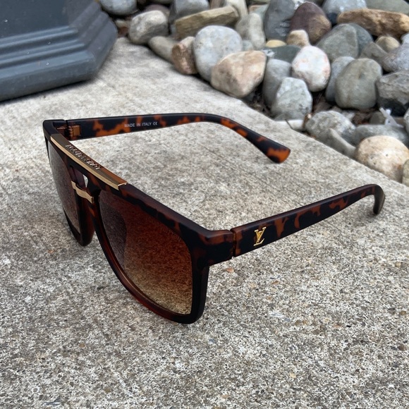 Louis Vuitton Tortoise Shell Sunglasses with Gold Accents - Picture 1 of 5